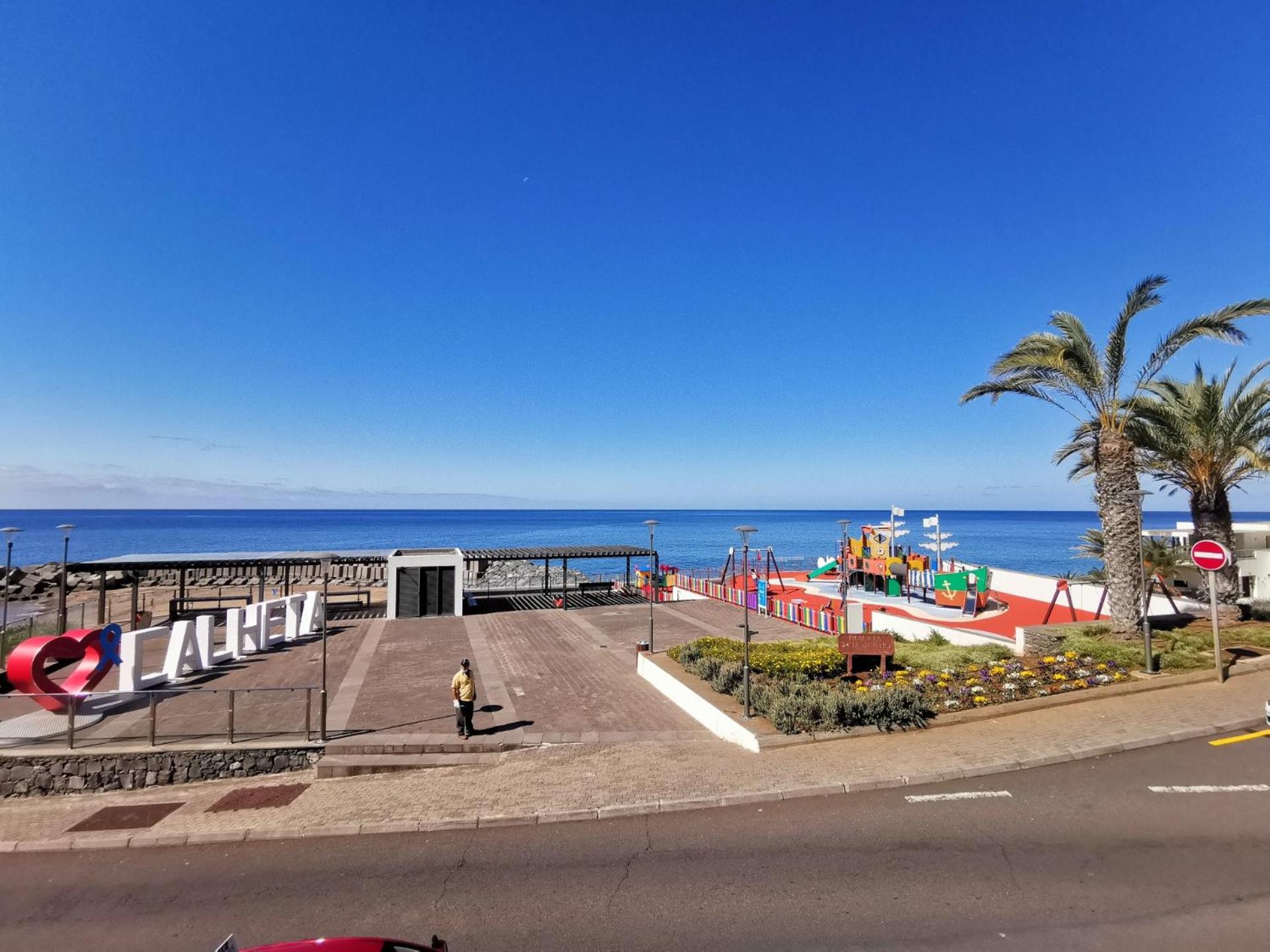 Chale Esmeralda - Charming Studios In Calheta Beach 外观 照片