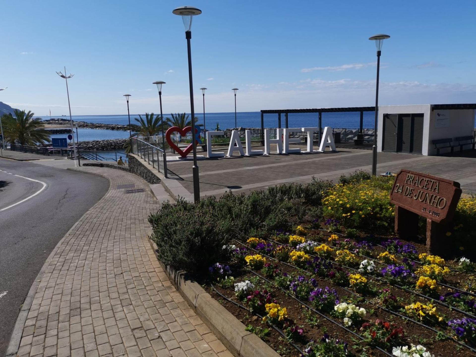 Chale Esmeralda - Charming Studios In Calheta Beach 外观 照片
